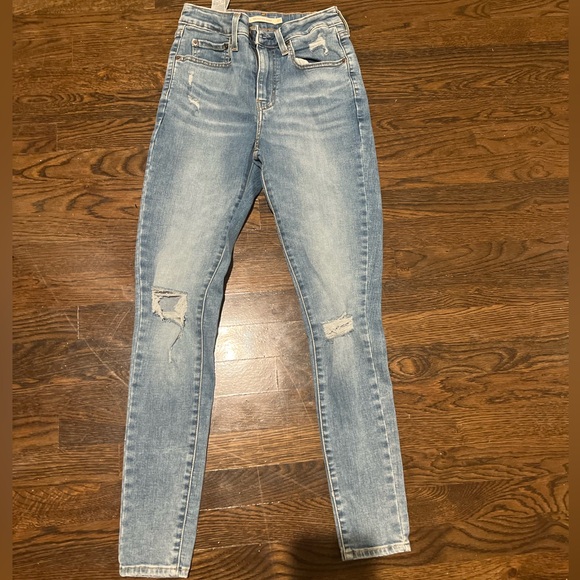 Levi’s high rise skinny jeans - Picture 1 of 3